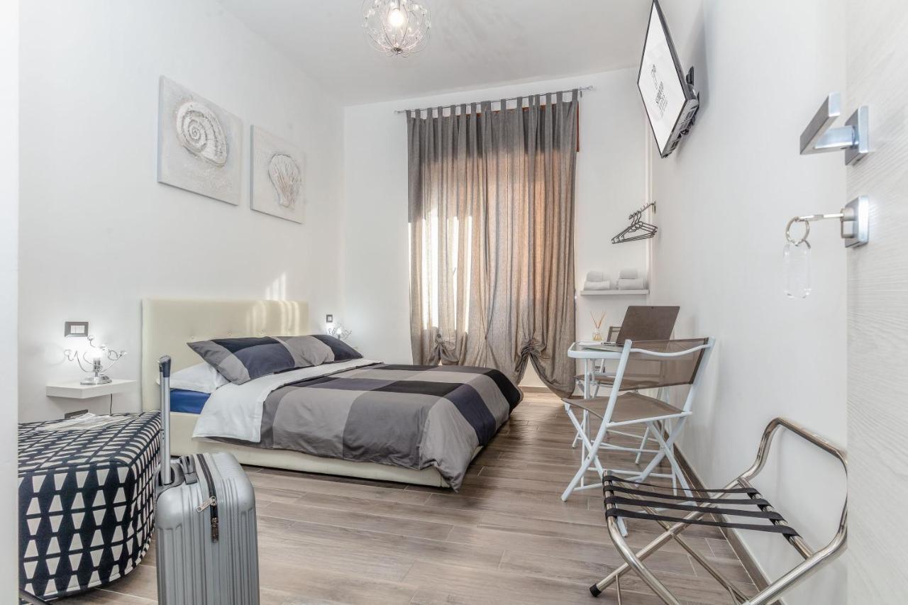 Scirocco Rooms Civitavecchia Eksteriør bilde